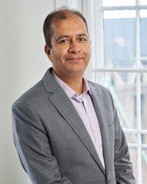 Portrait of teacher on Niels Brock Copenhagen Business College Waqas Ahmed