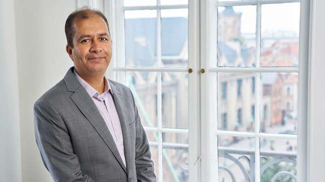 Portrait of teacher on Niels Brock Copenhagen Business College Waqas Ahmed
