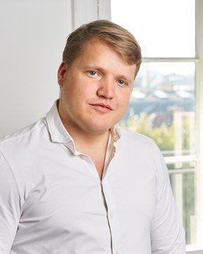 Portrait of teacher on Niels Brock Copenhagen Business College Sebastian Sørensen