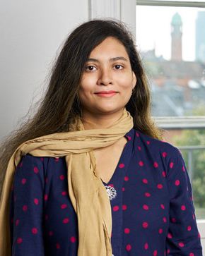 Portrait of teacher on Niels Brock Copenhagen Business College Samia Ahmed