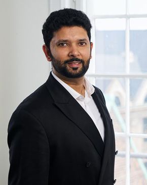Portrait of teacher on Niels Brock Copenhagen Business College Imran Khan
