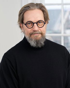 Portrait of teacher on Niels Brock Copenhagen Business College Steen Albrechtslund